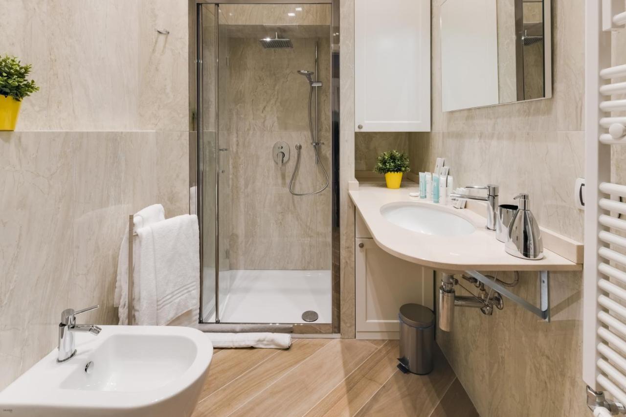 Sweett - Moscova Apartment Milan Bagian luar foto